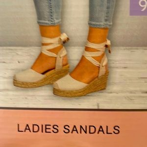 Women’s wedge heels